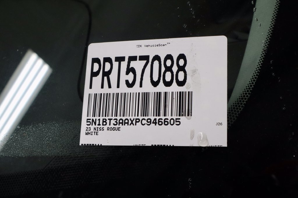 Used 2023 Nissan Rogue S FWD image 33