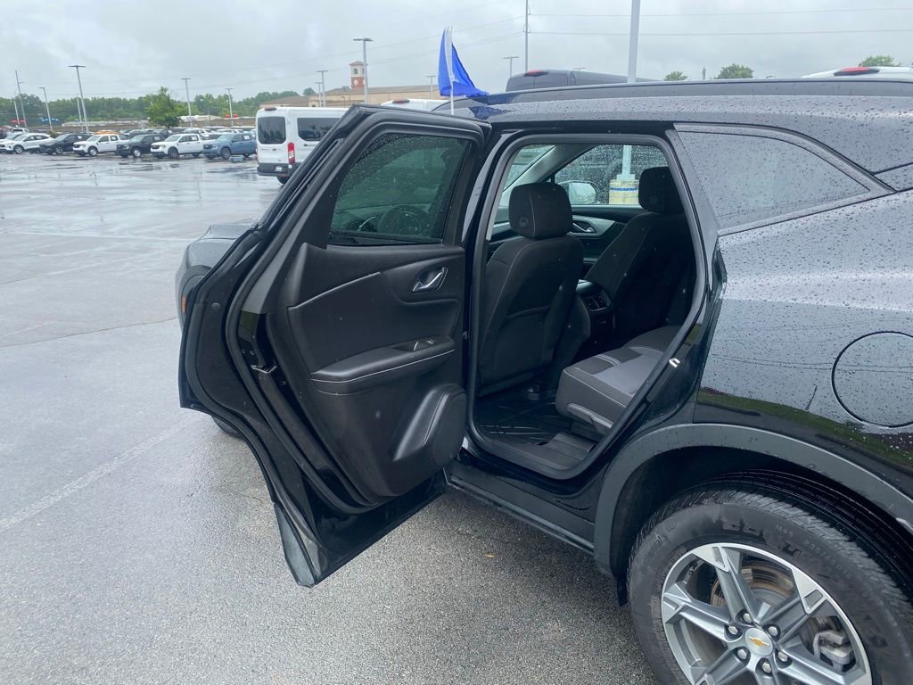 Used 2024 Chevrolet Blazer LT w/ Convenience Package FWD image 27