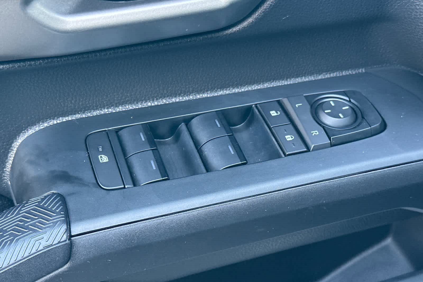 Used 2024 Toyota Tacoma TRD Sport image 14