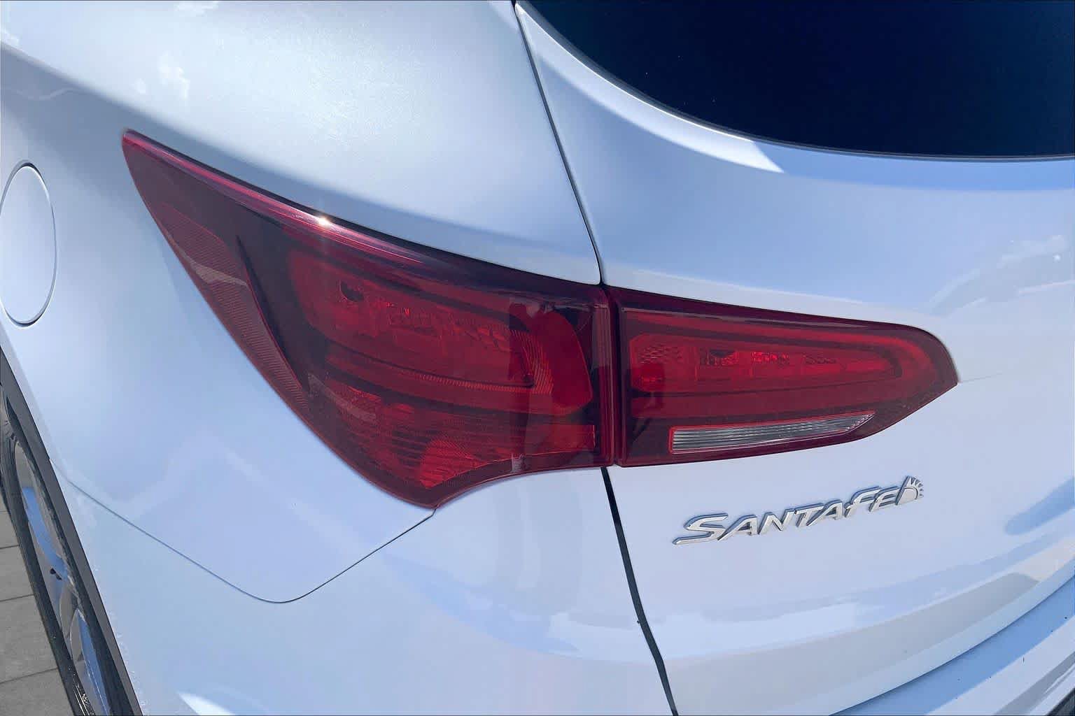 Used 2018 Hyundai Santa Fe Sport FWD image 29