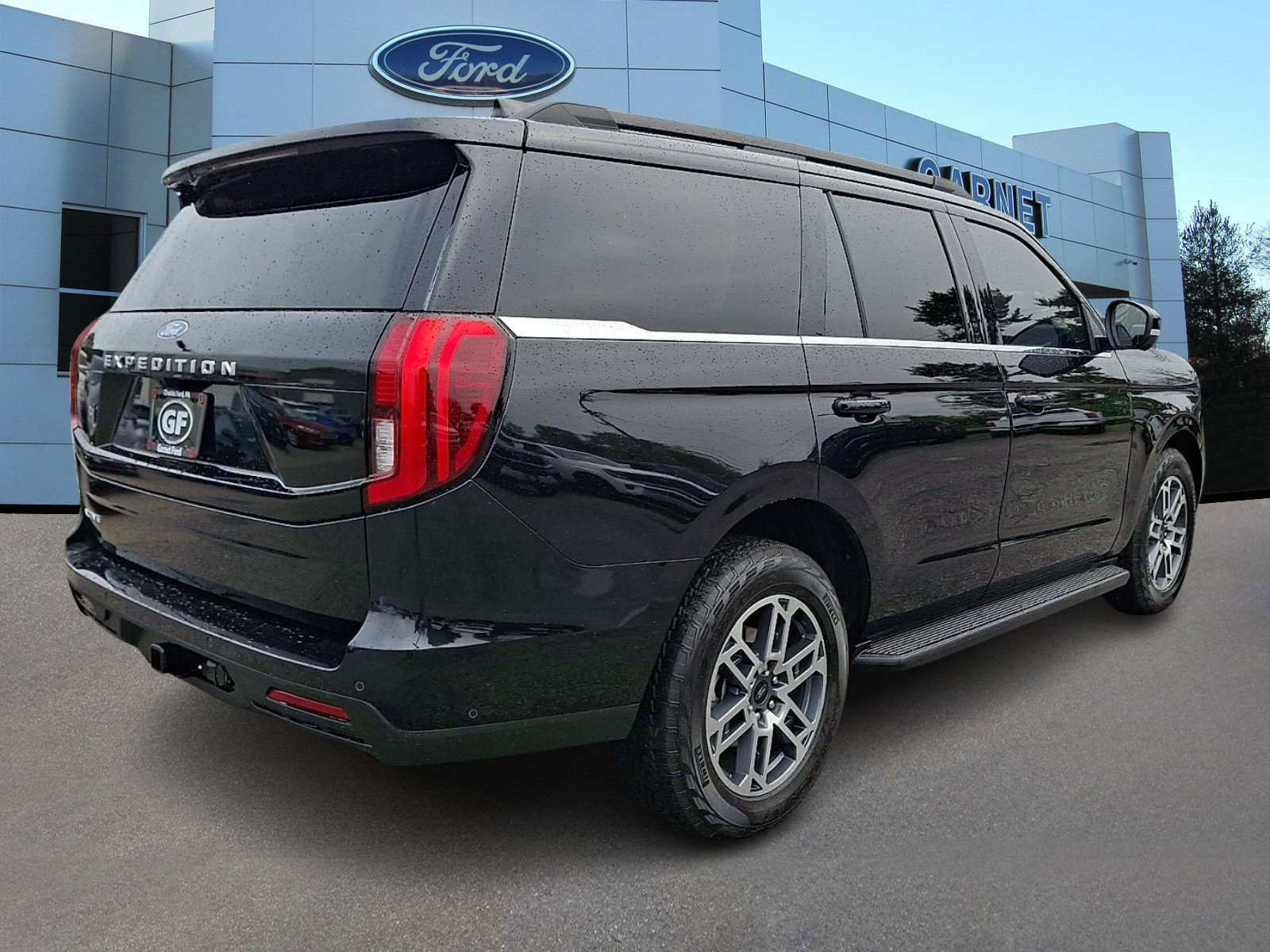 Certified 2025 Ford Expedition Active AWD/4WD image 8