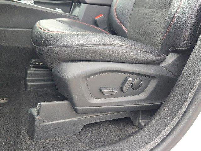 Certified 2023 Ford Explorer ST-Line w/ Class IV Trailer Tow Package image 29