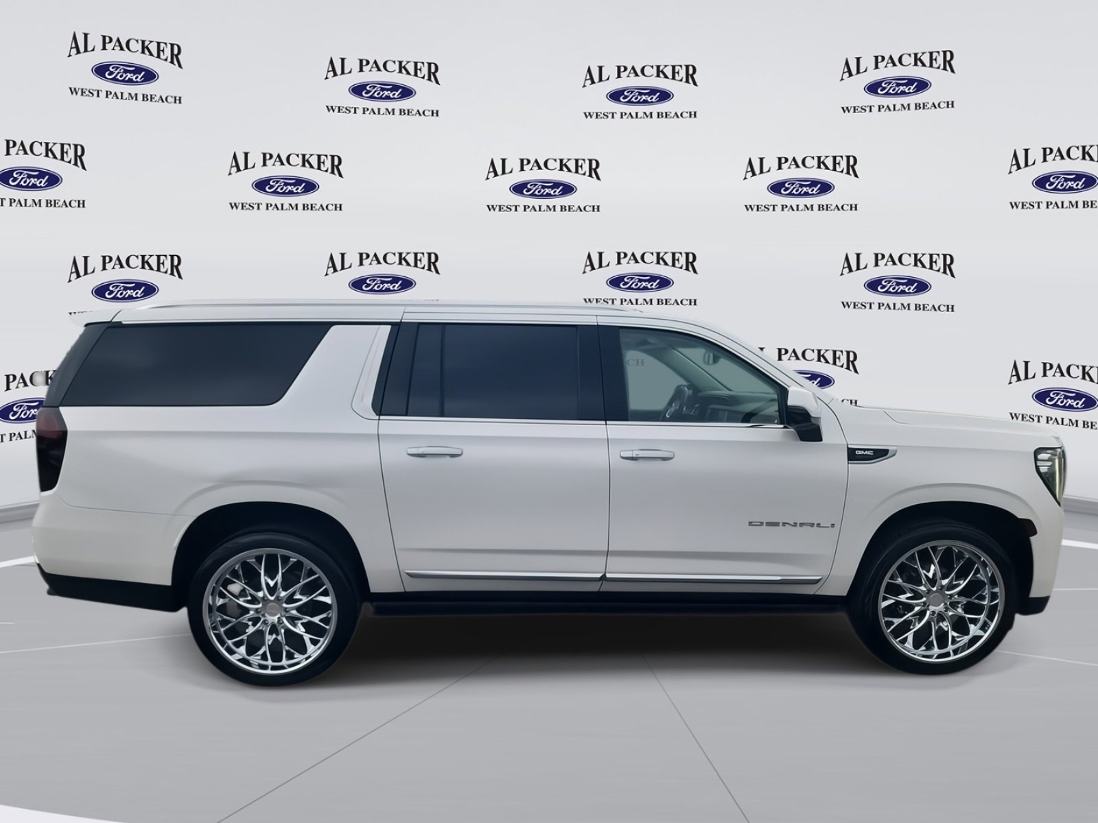 Used 2022 GMC Yukon XL Denali image 6