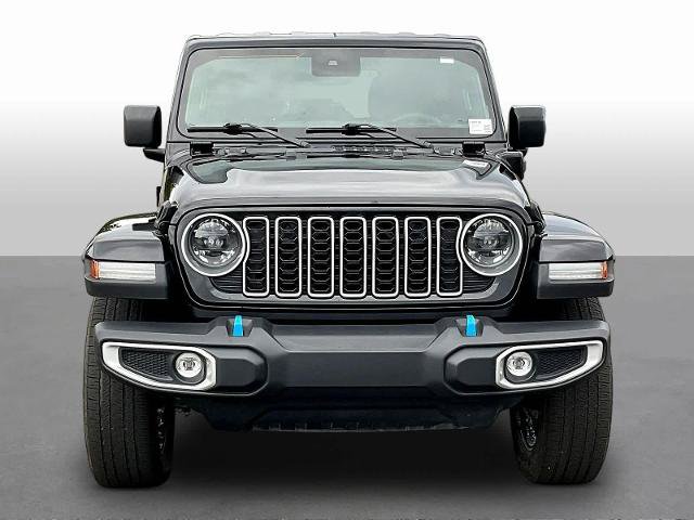 Used 2024 Jeep Wrangler Unlimited Sahara AWD/4WD image 2