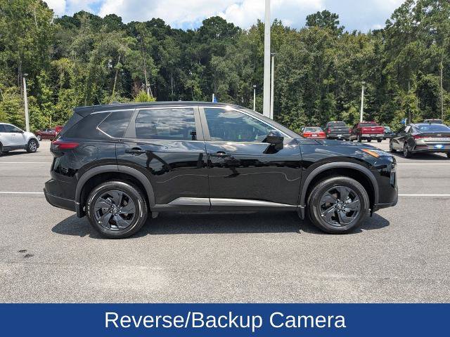 Used 2026 Nissan Rogue SV w/ Cold Weather Package FWD image 3