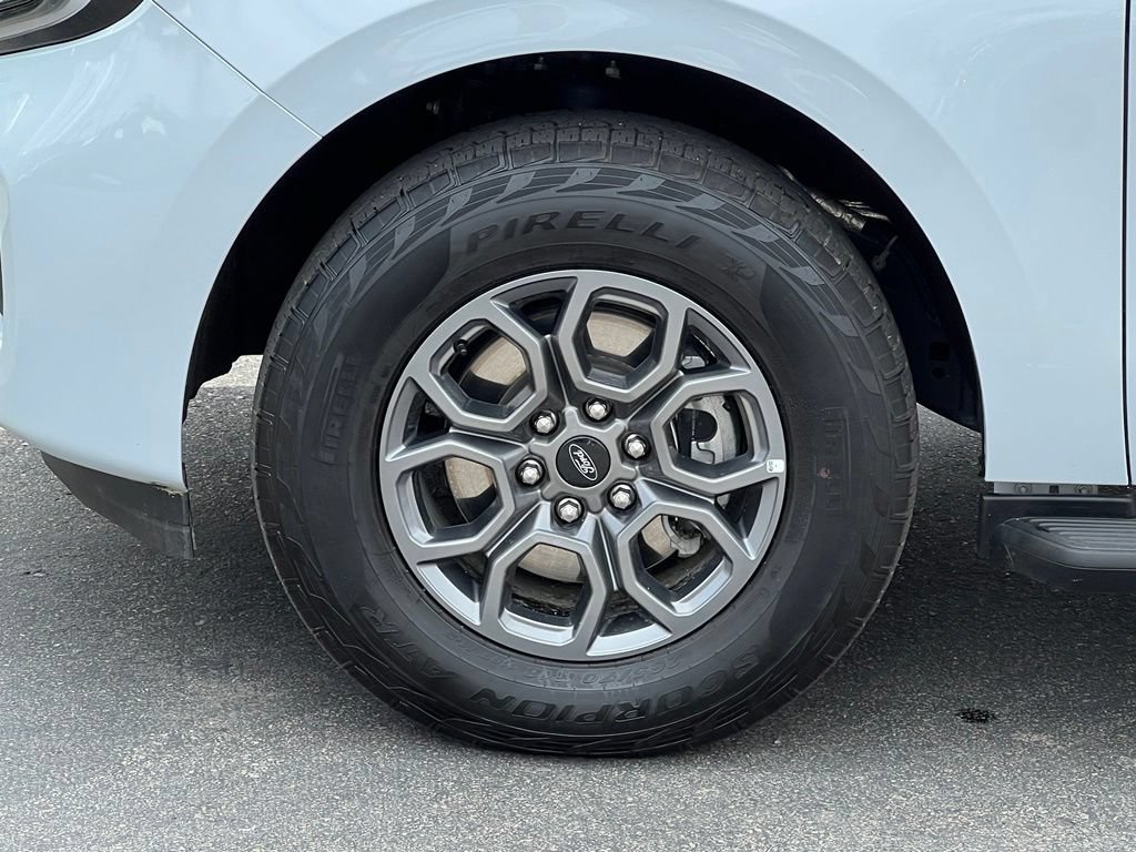 Certified 2025 Ford Expedition Platinum AWD/4WD image 14