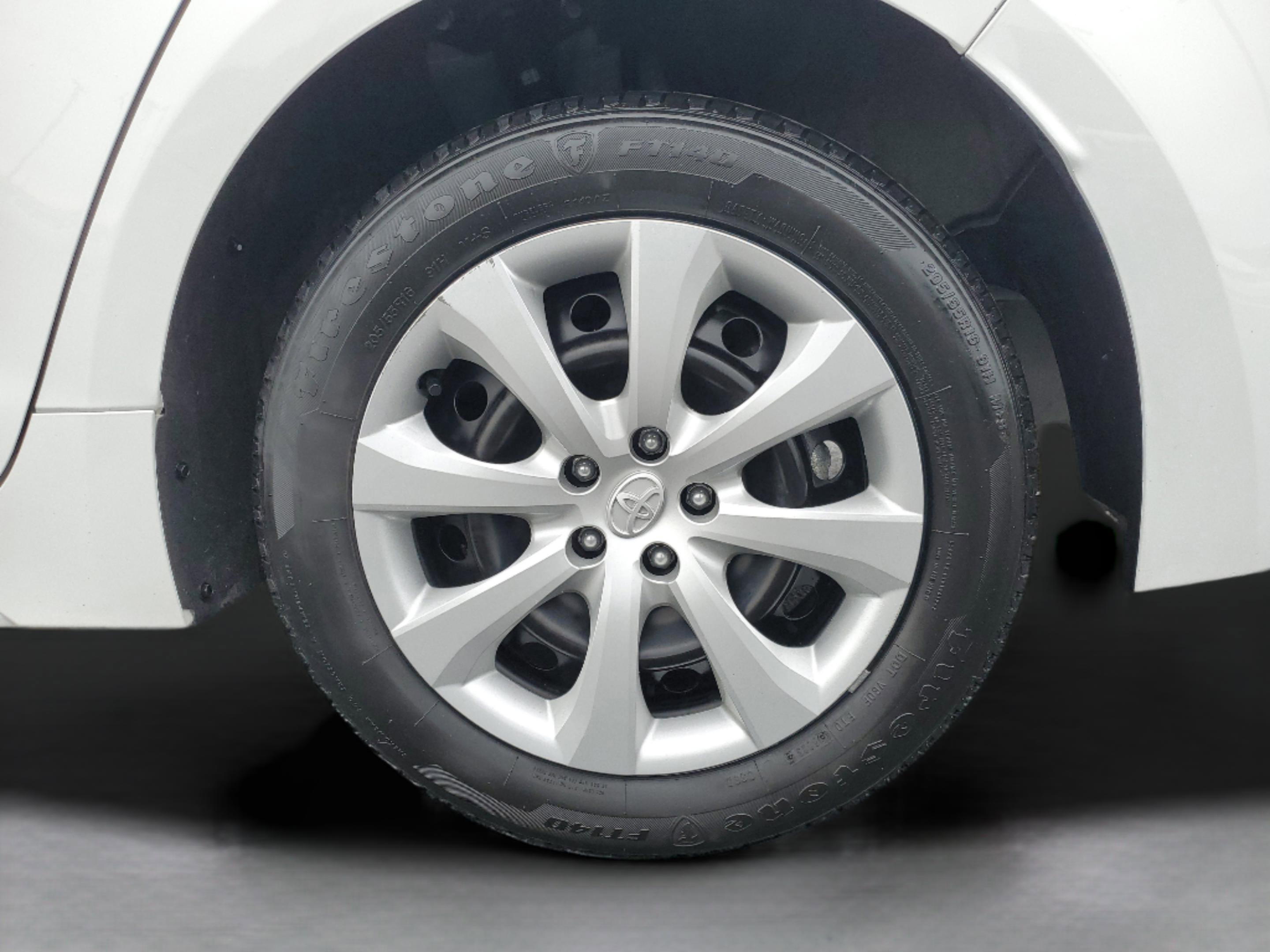 Used 2024 Toyota Corolla LE FWD image 29