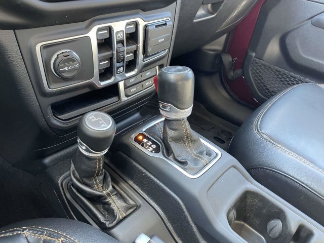 Used 2021 Jeep Wrangler Unlimited Sahara AWD/4WD image 34