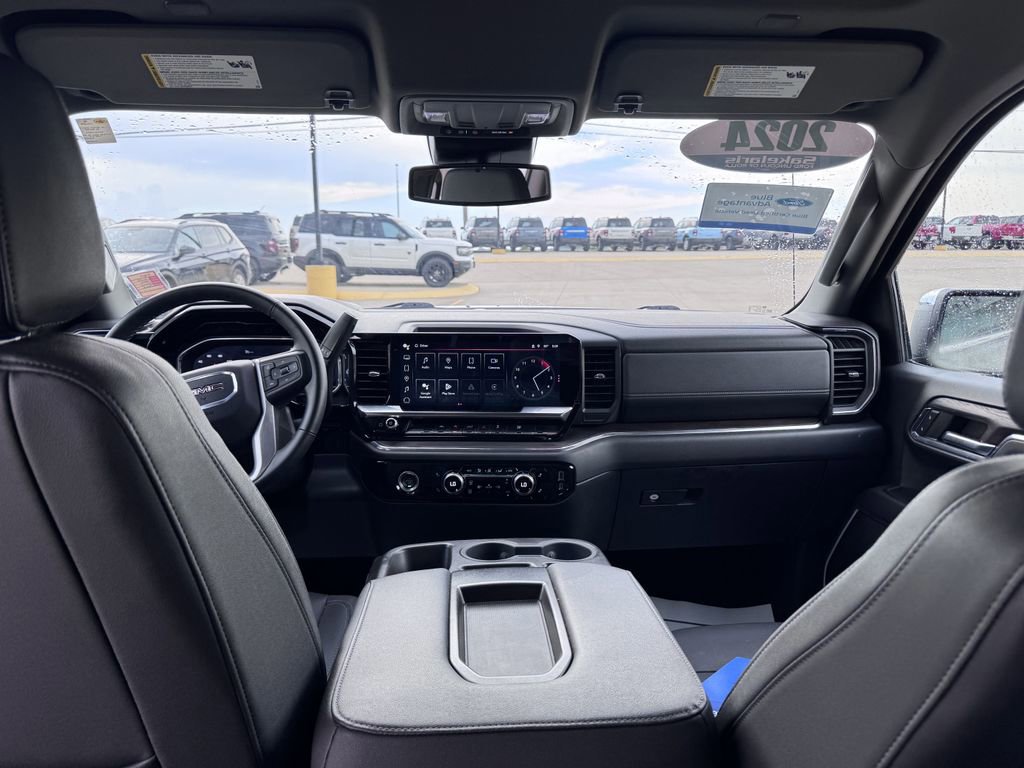 Used 2024 GMC Sierra 1500 SLT image 31