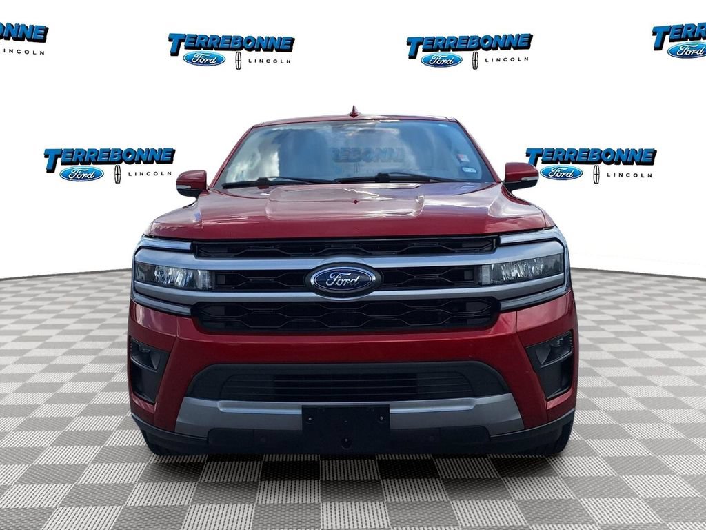 Certified 2022 Ford Expedition Max XLT RWD image 2