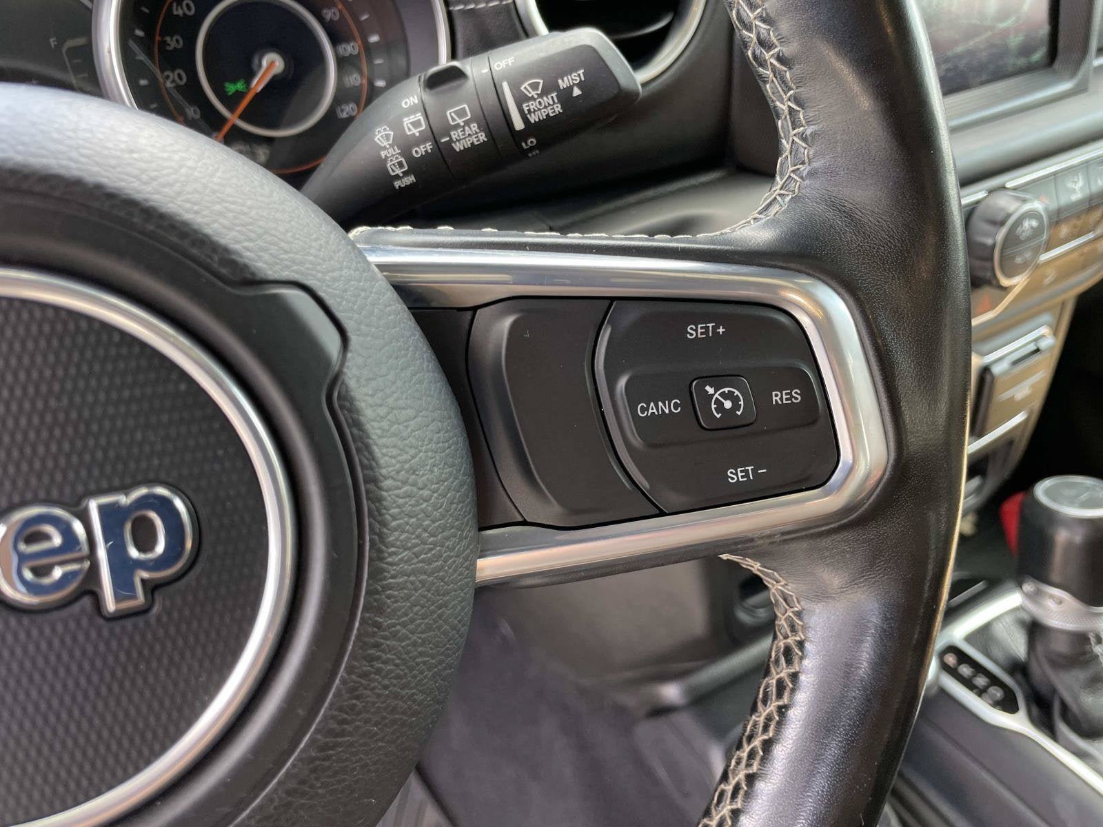 Used 2020 Jeep Wrangler Unlimited Sahara AWD/4WD image 18