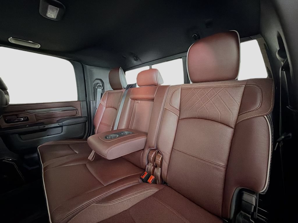 Used 2025 RAM 2500 Limited AWD/4WD image 26