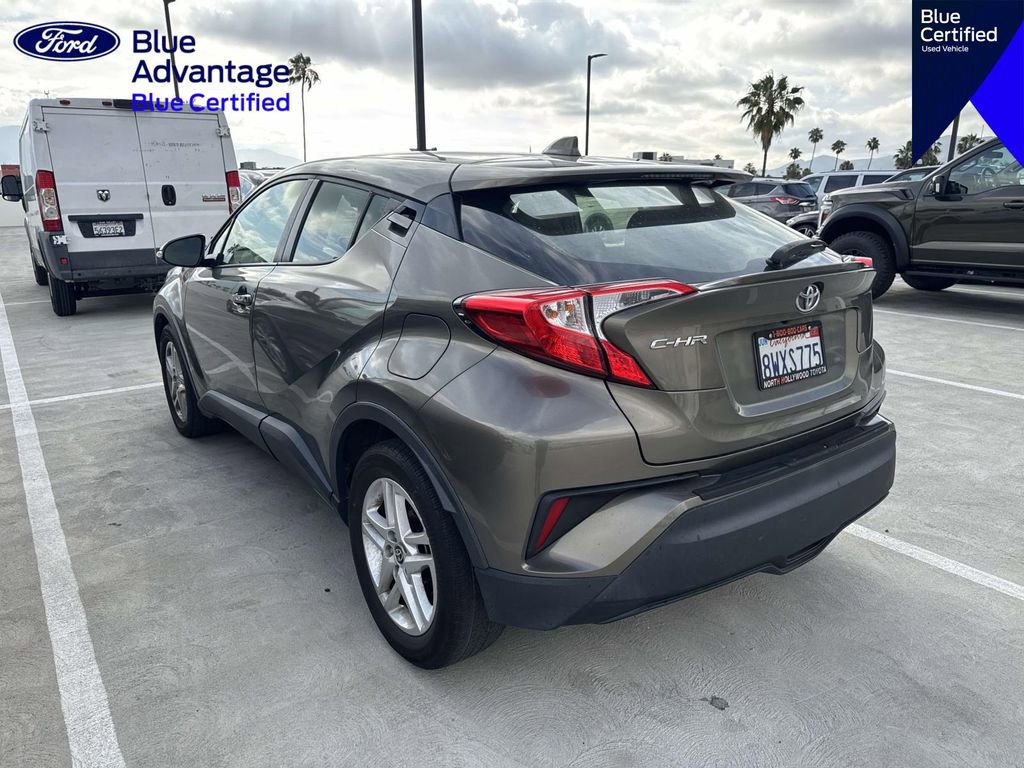 Used 2021 Toyota C-HR LE FWD image 12
