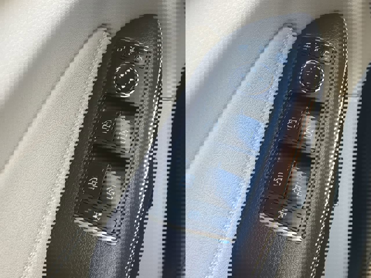 Used 2019 Mercedes-Benz GLE 400 4MATIC image 23