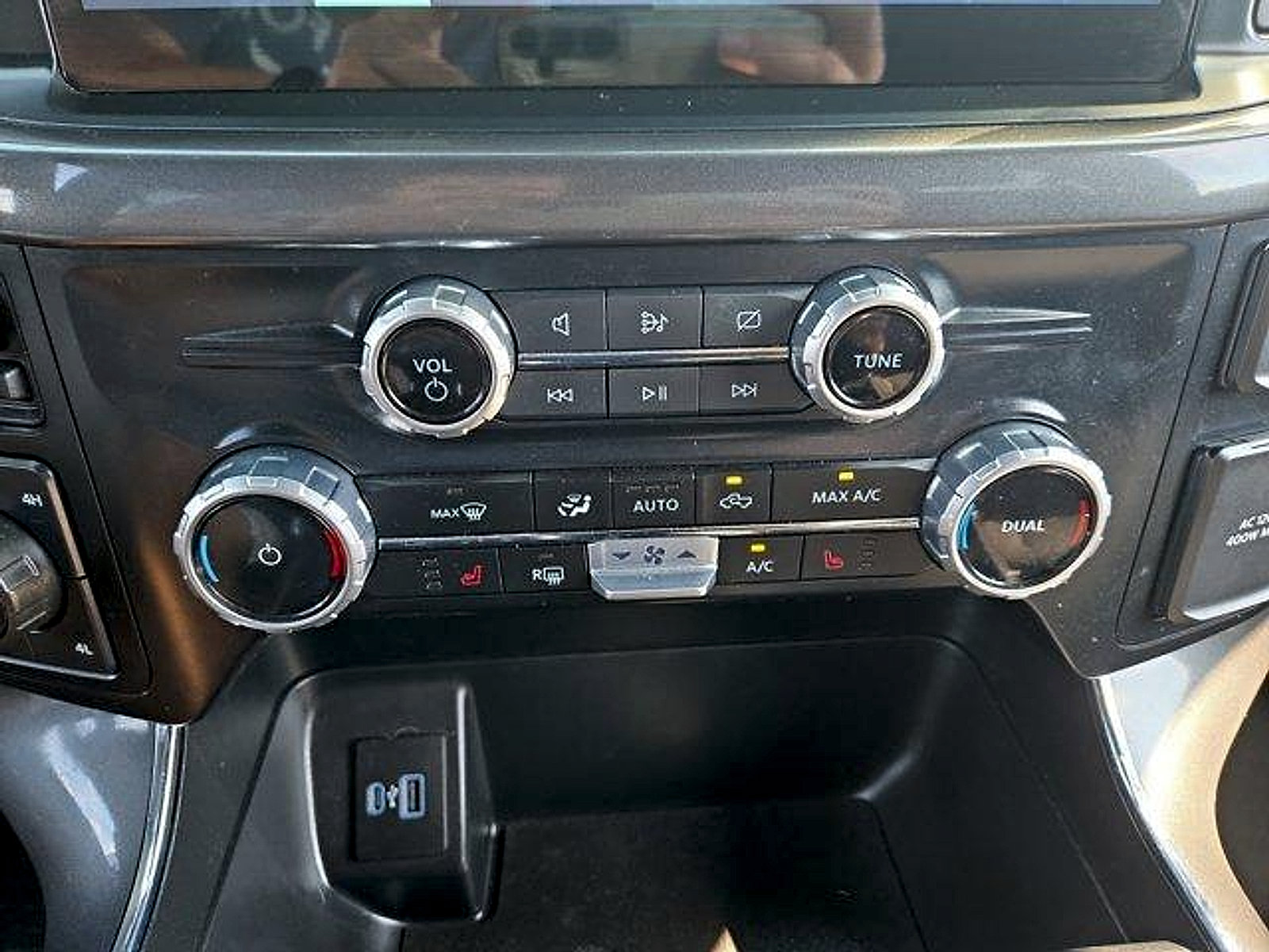 Certified 2023 Ford F150 XLT w/ Equipment Group 302A High AWD/4WD image 20