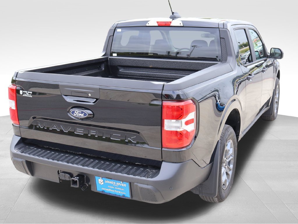 Certified 2025 Ford Maverick XLT w/ Equipment Group 301A AWD/4WD image 7