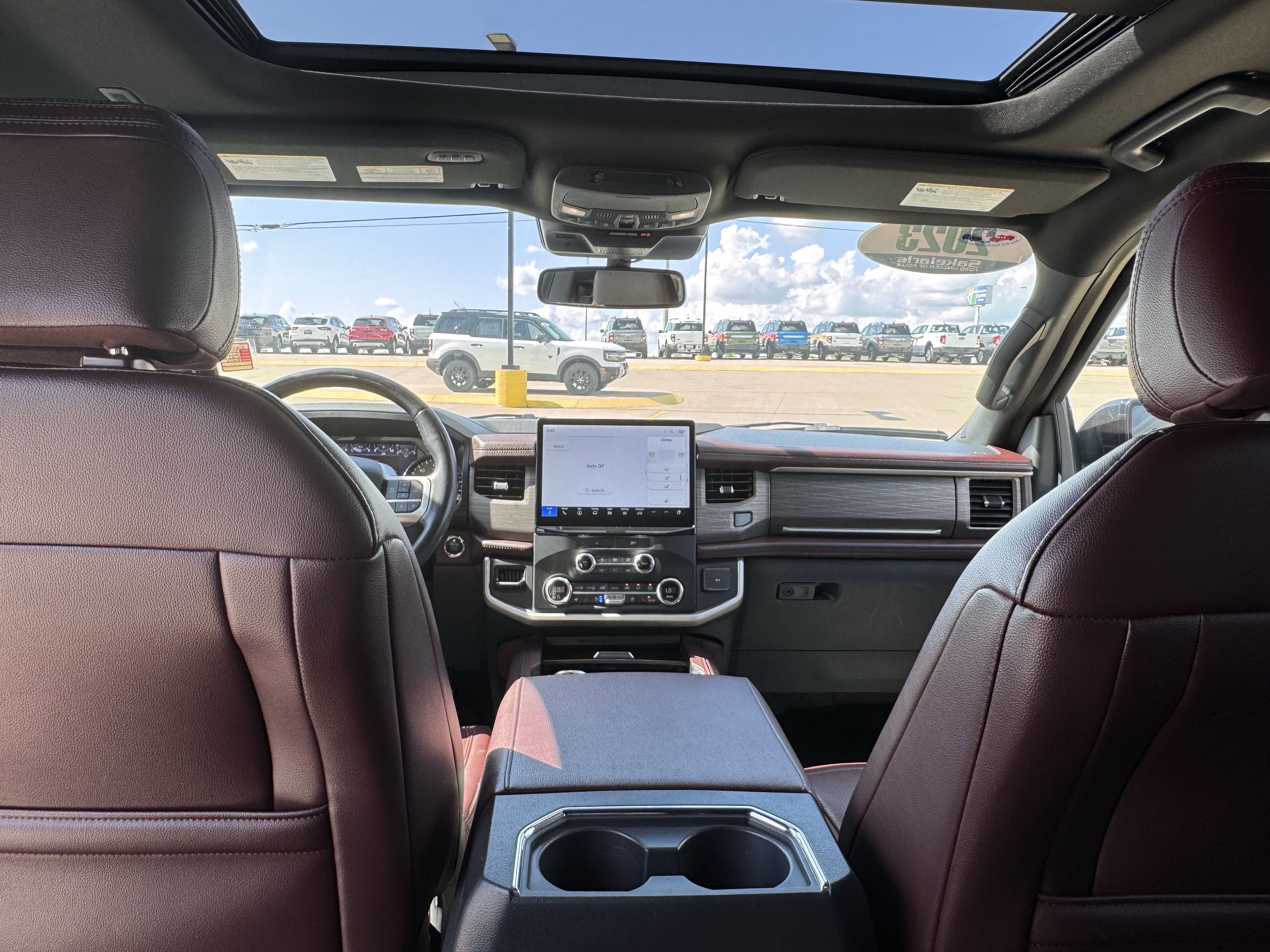 Certified 2023 Ford Expedition Limited image 36