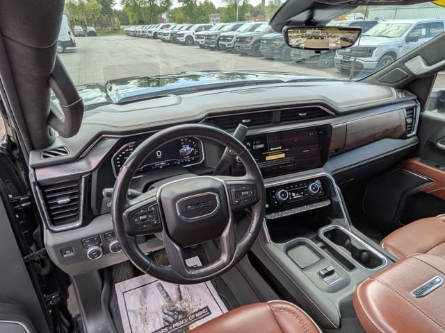 Used 2024 GMC Sierra 2500 Denali Ultimate w/ Max Trailering Package AWD/4WD image 7