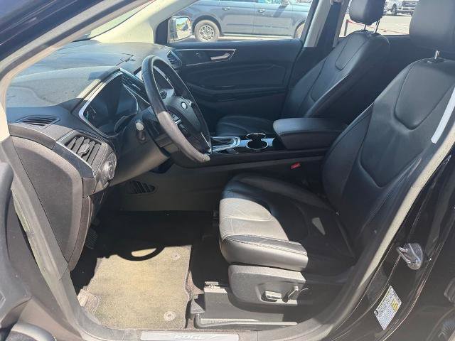 Certified 2017 Ford Edge Titanium w/ Technology Package AWD/4WD image 11