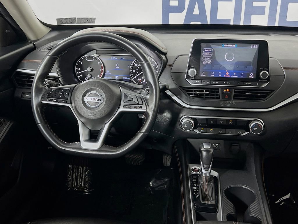 Used 2022 Nissan Altima 2.5 SR image 14