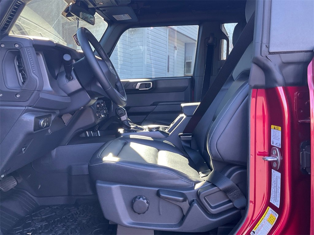 Certified 2025 Ford Bronco Big Bend w/ Black Diamond Package image 14