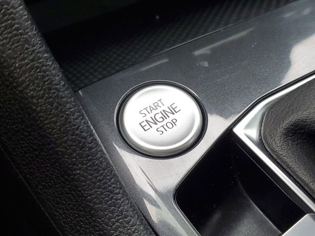 Used 2022 Volkswagen Tiguan S image 16