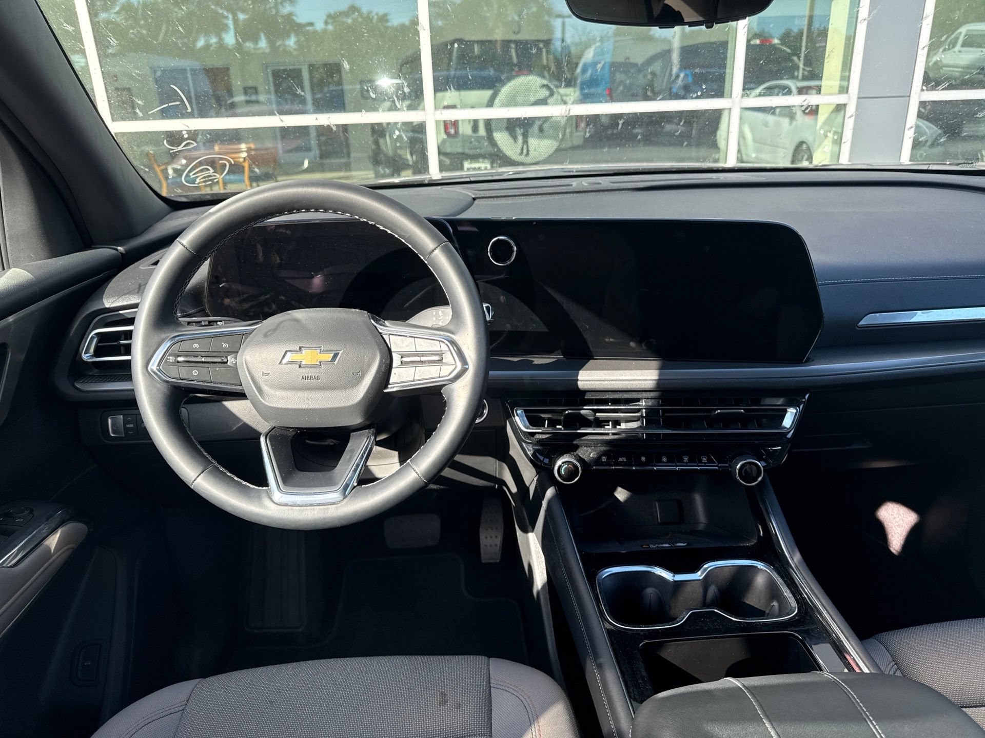 Used 2026 Chevrolet Traverse LT w/ Driver Confidence Package FWD image 10
