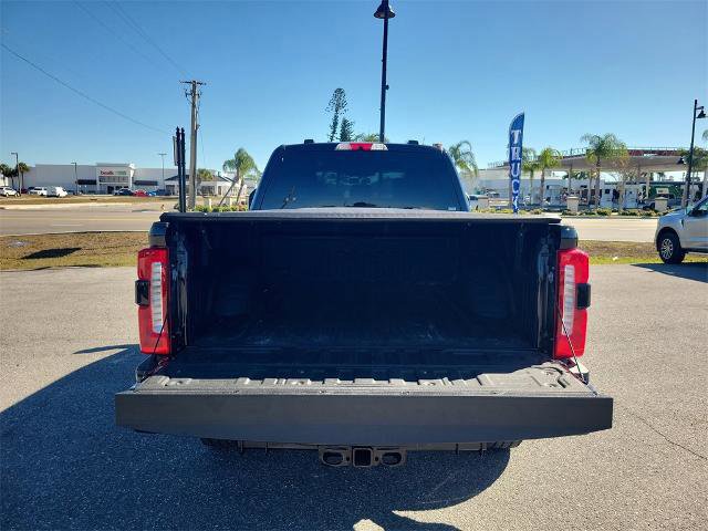 Certified 2025 Ford F250 Lariat w/ Black Appearance Package image 9