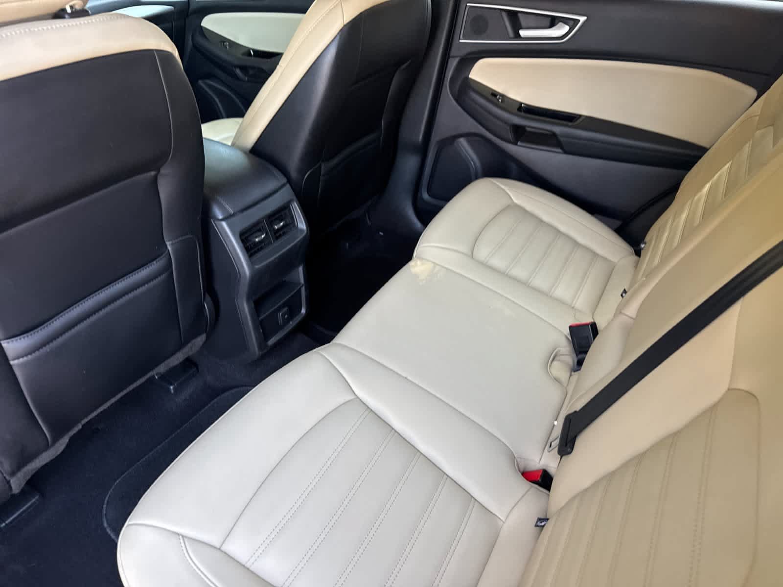 Certified 2020 Ford Edge SEL AWD/4WD image 4