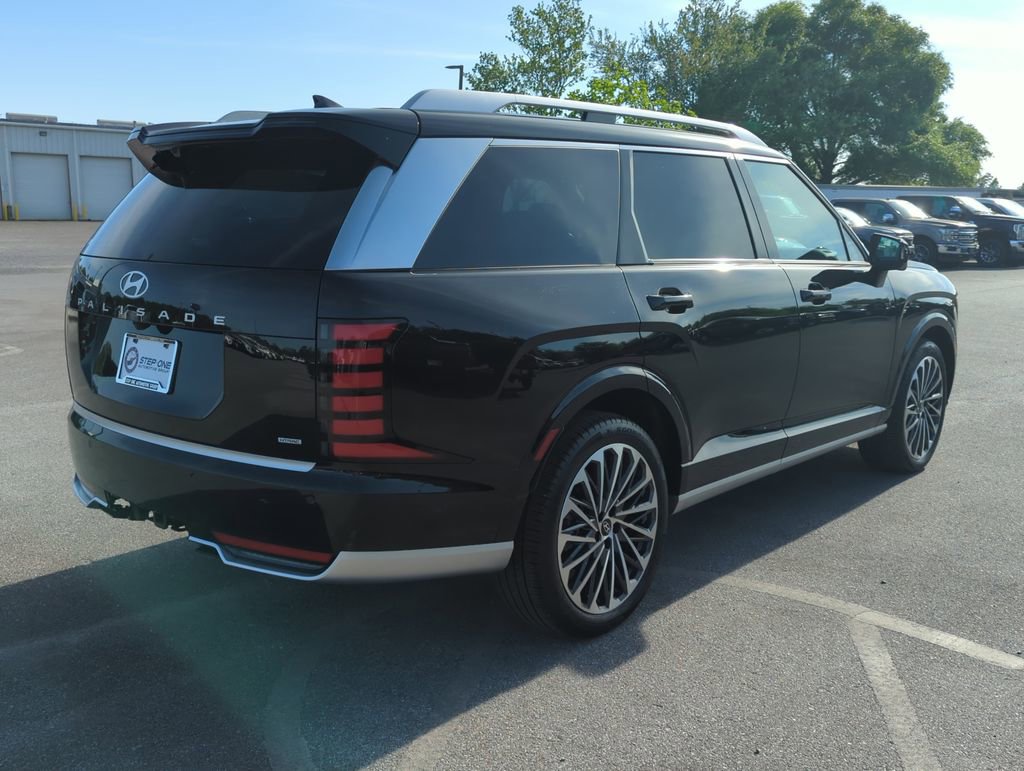 Used 2026 Hyundai Palisade Calligraphy AWD/4WD image 6