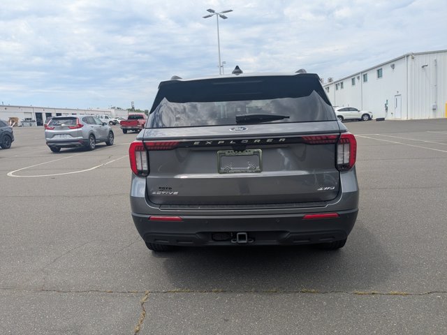 Certified 2025 Ford Explorer Active AWD/4WD image 8