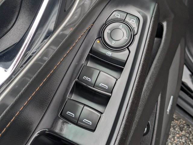 Used 2021 Chevrolet Traverse RS image 16