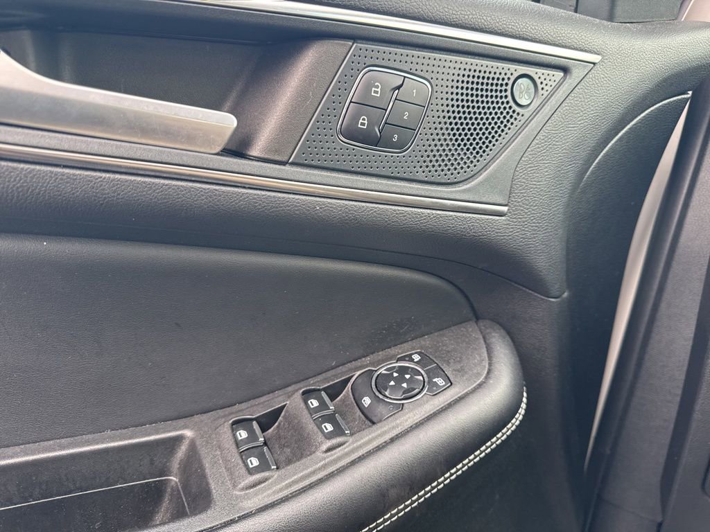 Certified 2024 Ford Edge ST w/ Equipment Group 401A image 32