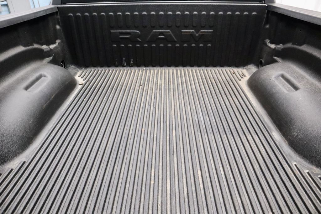 Used 2022 RAM 1500 Big Horn AWD/4WD image 15