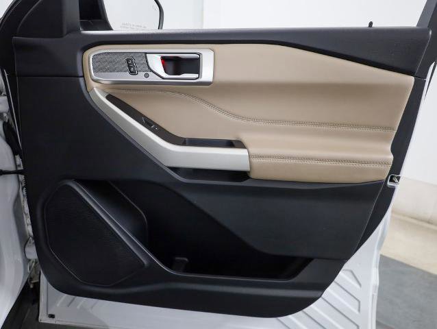 Certified 2021 Ford Explorer Limited w/ Equipment Group 301A image 32