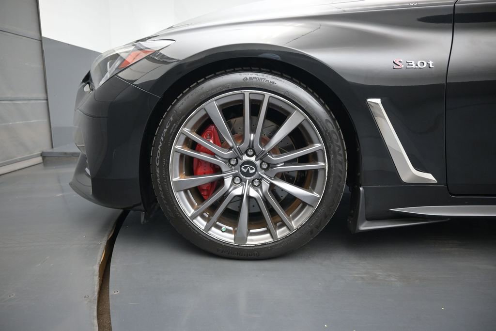 Used 2017 INFINITI Q60 Red Sport 400 RWD image 21