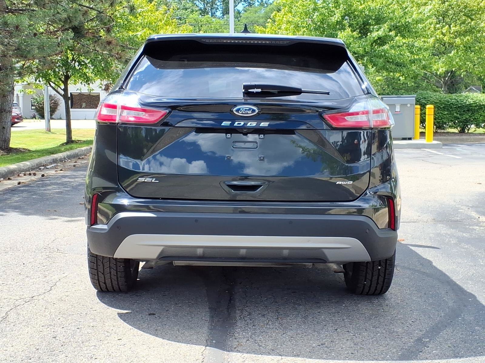 Certified 2023 Ford Edge SEL w/ Convenience Package AWD/4WD image 5
