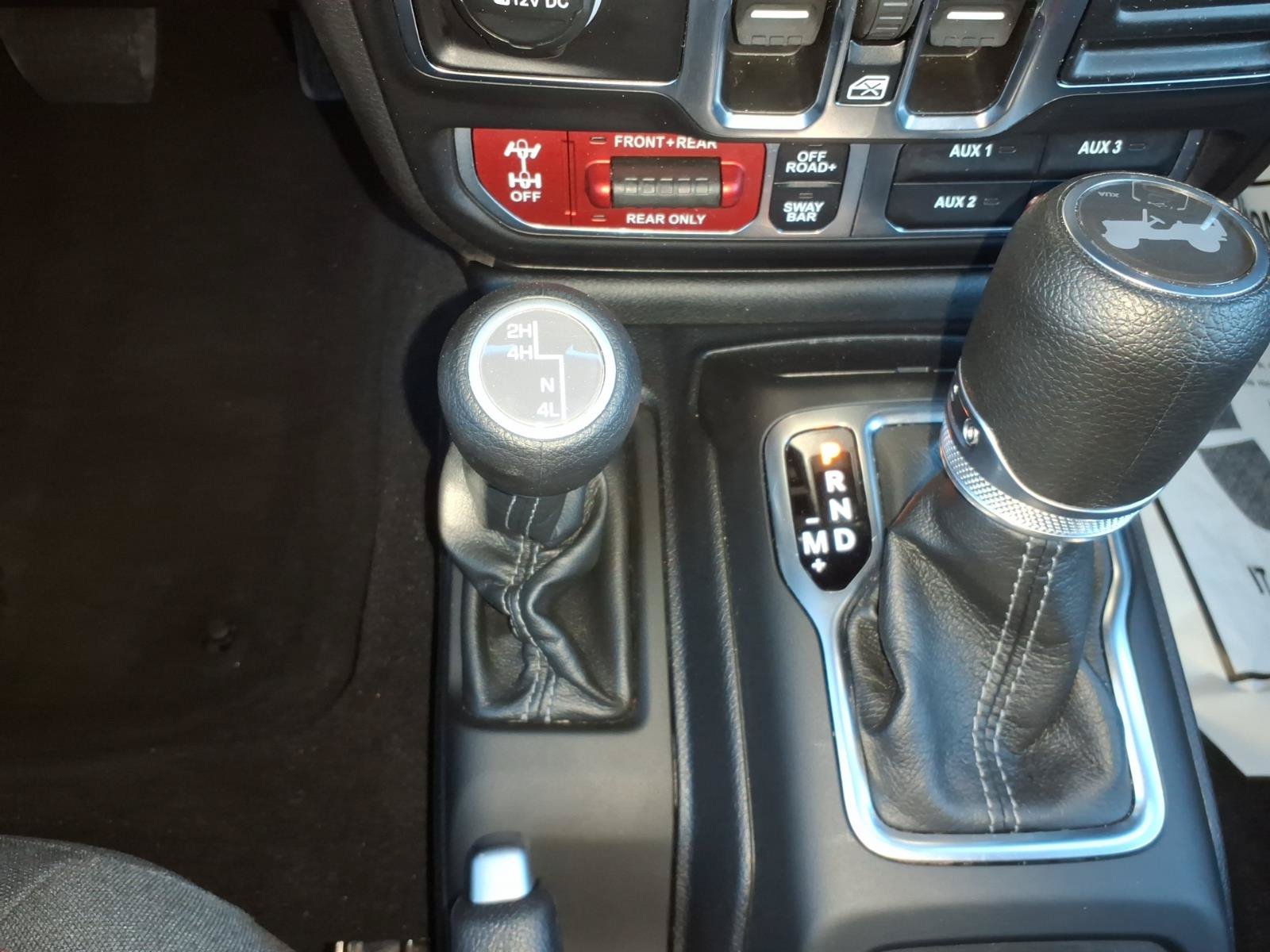Used 2026 Jeep Wrangler Unlimited Rubicon AWD/4WD image 21