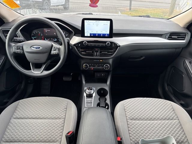 Certified 2020 Ford Escape SE image 17