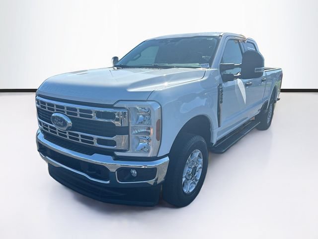 Certified 2026 Ford F250 XLT AWD/4WD image 3