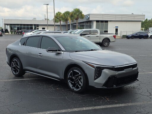 Used 2025 Kia K4 EX w/ GT-Line Premium Package FWD image 9