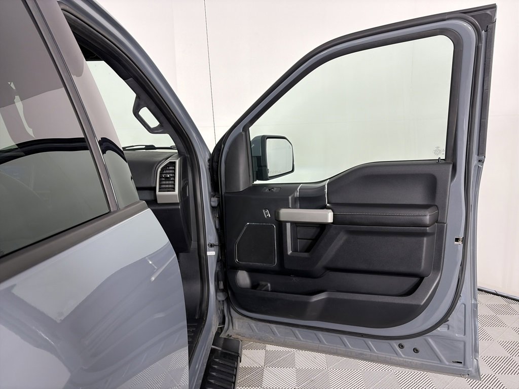 Certified 2019 Ford F150 Lariat w/ Equipment Group 502A Luxury image 31