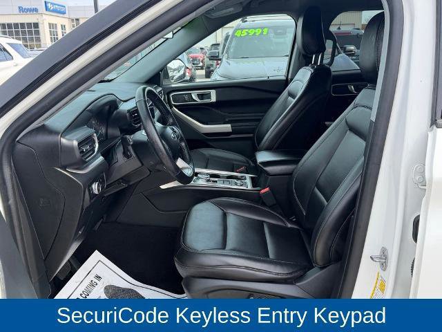 Certified 2022 Ford Explorer XLT w/ Equipment Group 202A image 17