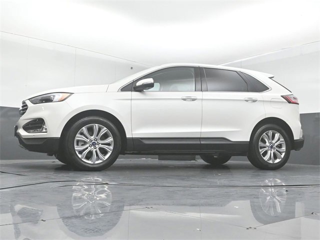 Certified 2022 Ford Edge Titanium image 5