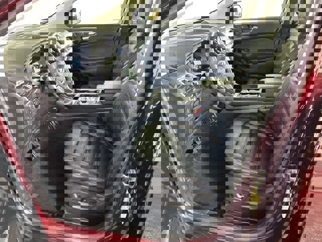 Certified 2024 Ford Edge SEL w/ Convenience Package image 10