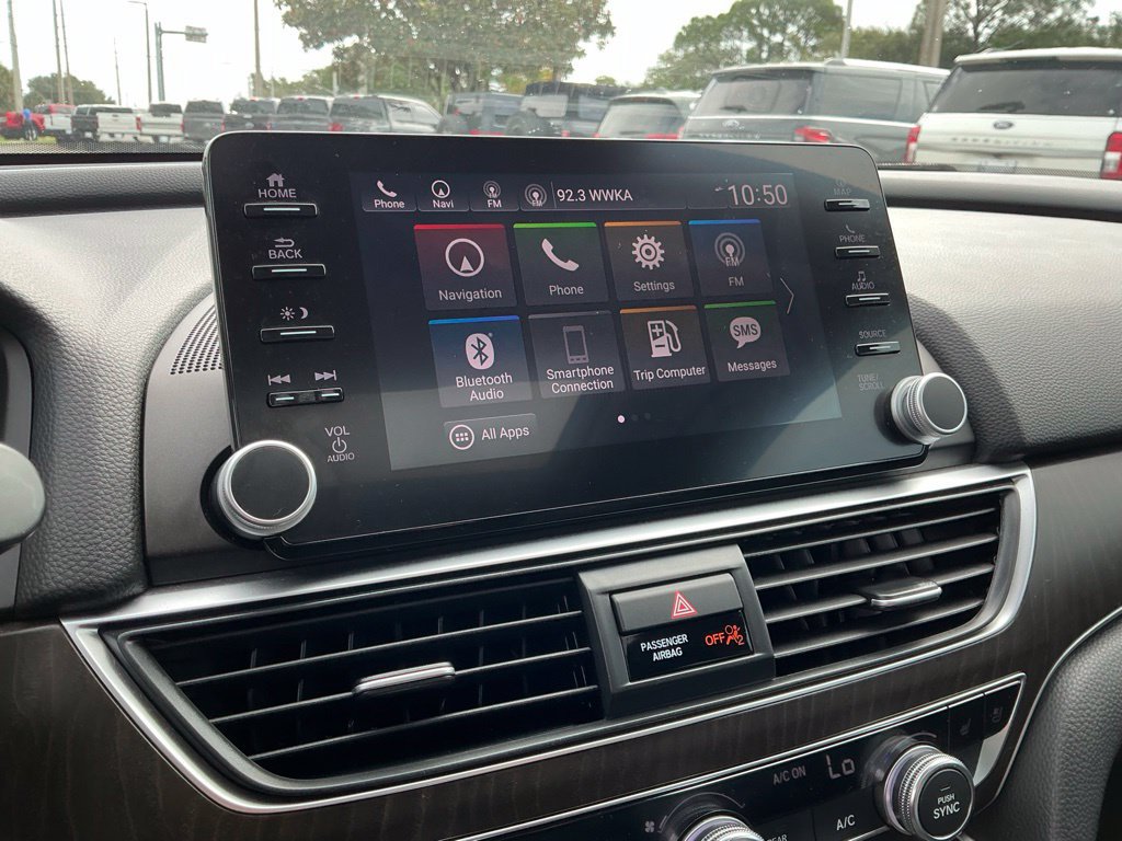 Used 2018 Honda Accord Touring image 33