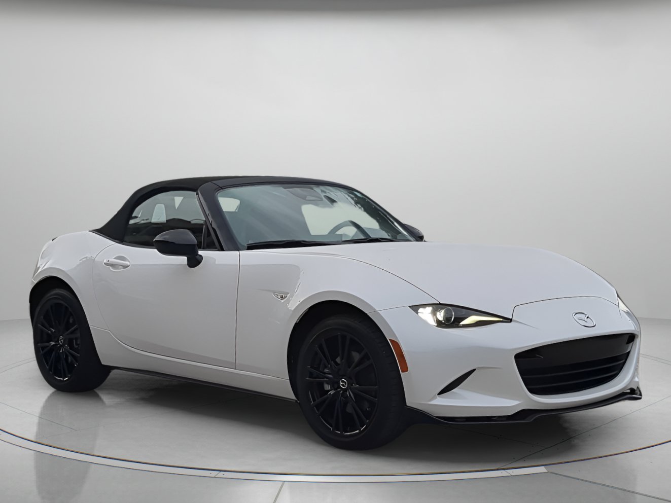 Used 2024 MAZDA MX-5 Miata Club RWD image 38