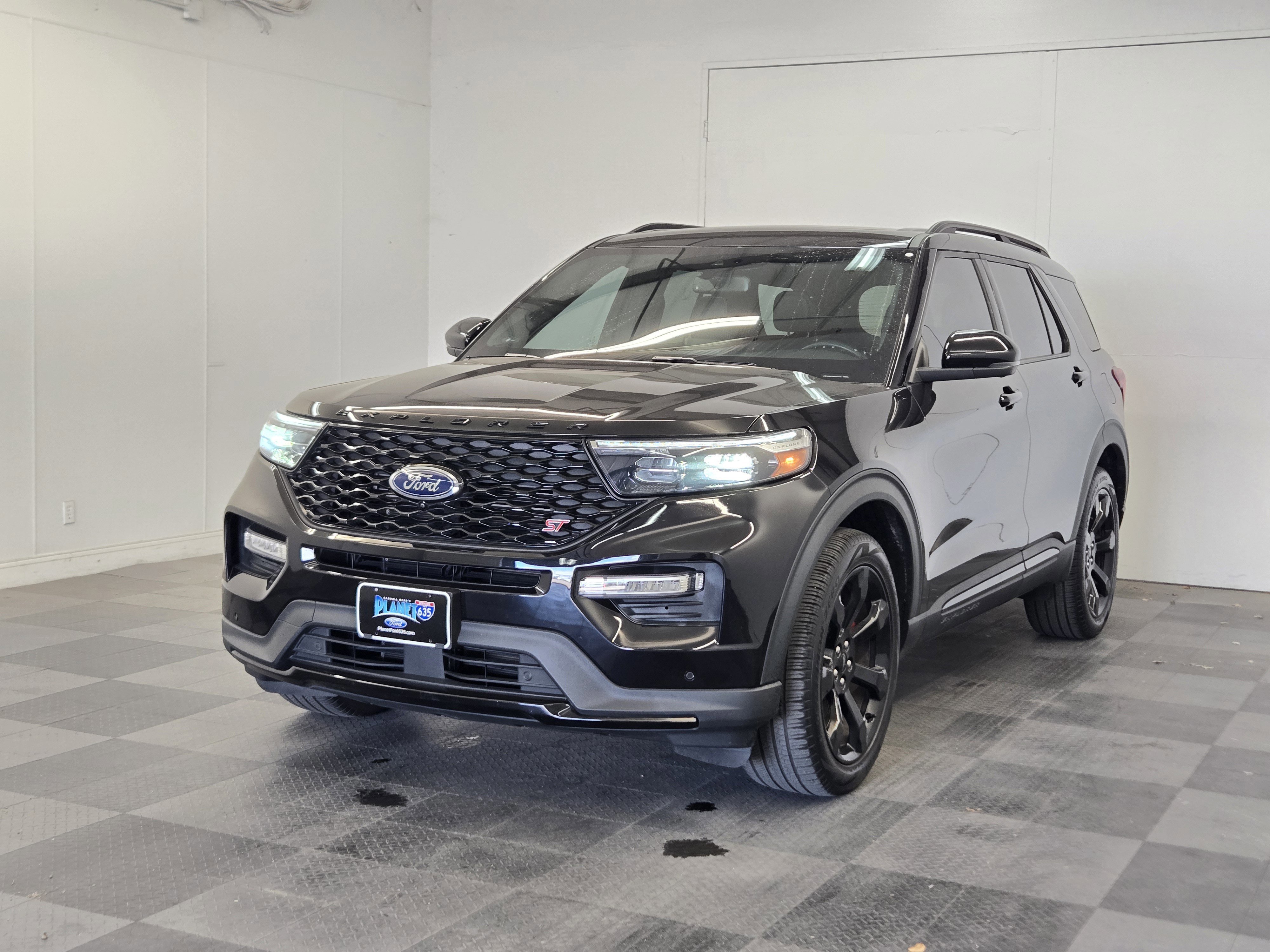 Certified 2022 Ford Explorer ST w/ Equipment Group 401A image 1