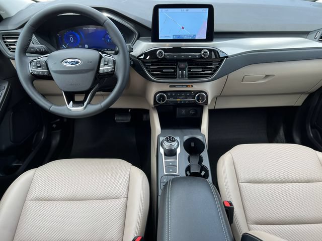 Certified 2022 Ford Escape Titanium FWD video 3