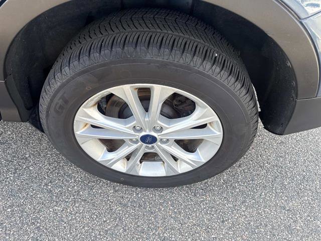 Certified 2018 Ford Escape SE image 13